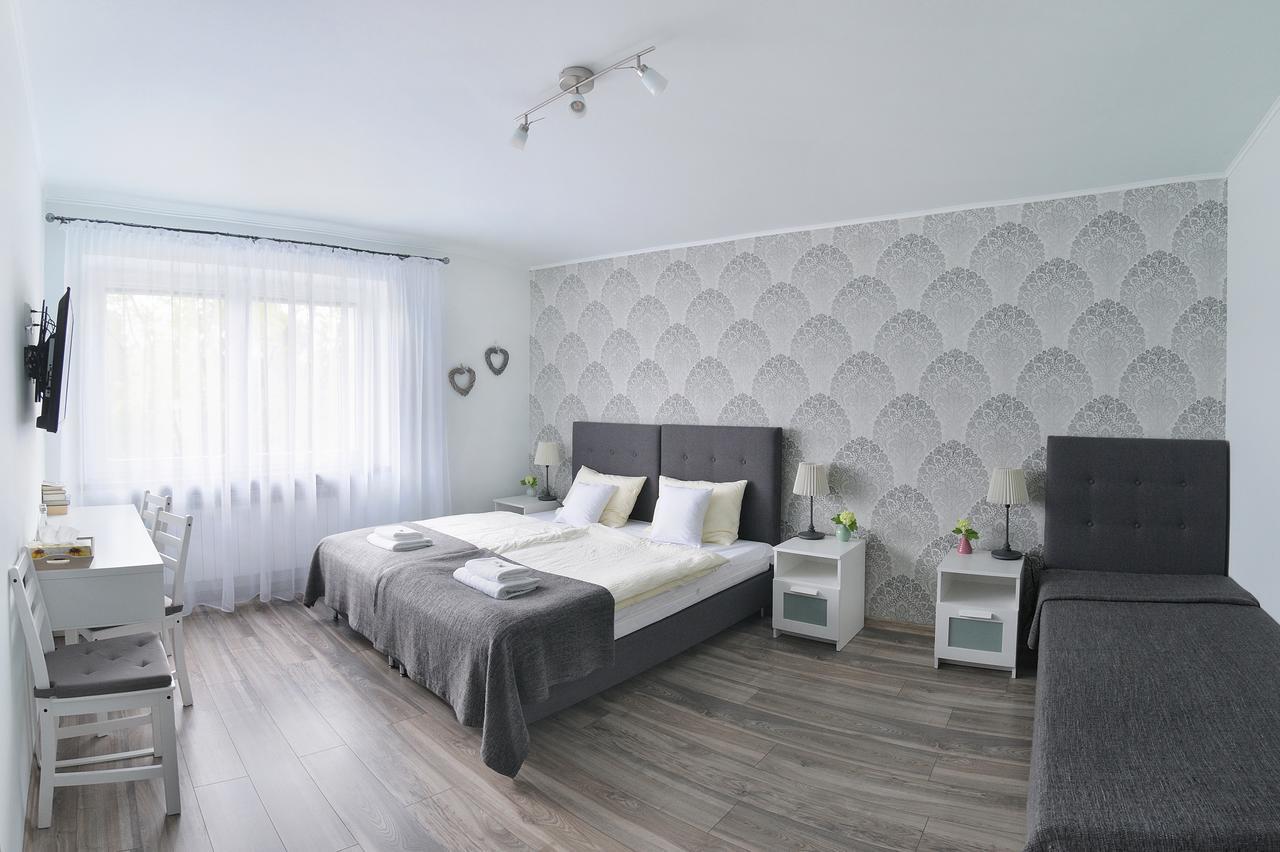 7Th Room Guest House オシフィエンチム エクステリア 写真